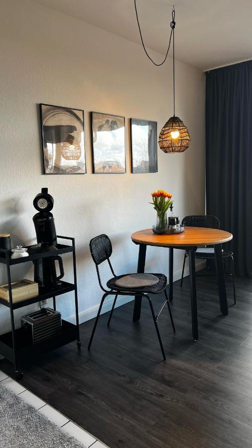 Bostel 54 - Moderne Stadtwohnung In Moers-Zentrum Bagian luar foto